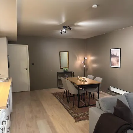 Cozy Near Attractions *